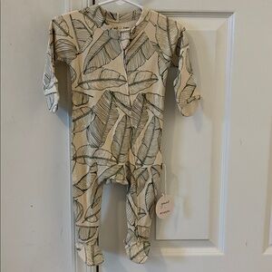 Goumi x Babylist Bamboo Sleeper